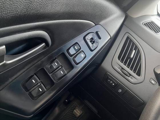 HYUNDAI IX35 2.0 MPFI GL 16V FLEX 4P AUTOMÁTICO